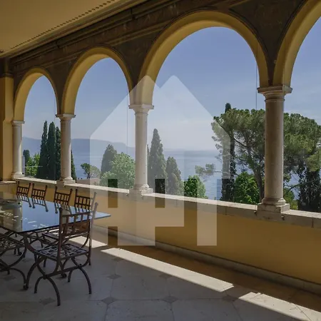 Holiday home Dimora Bardot *